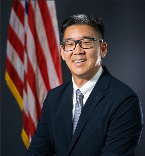 Isi mata pelajaran Etnologi Keturunan Korea di Amerika disusun oleh Dr. Jeff Kim, anggota Komite Pendidikan Distrik 4 Irvine, California. (Facebook Dr Jeff Kim)