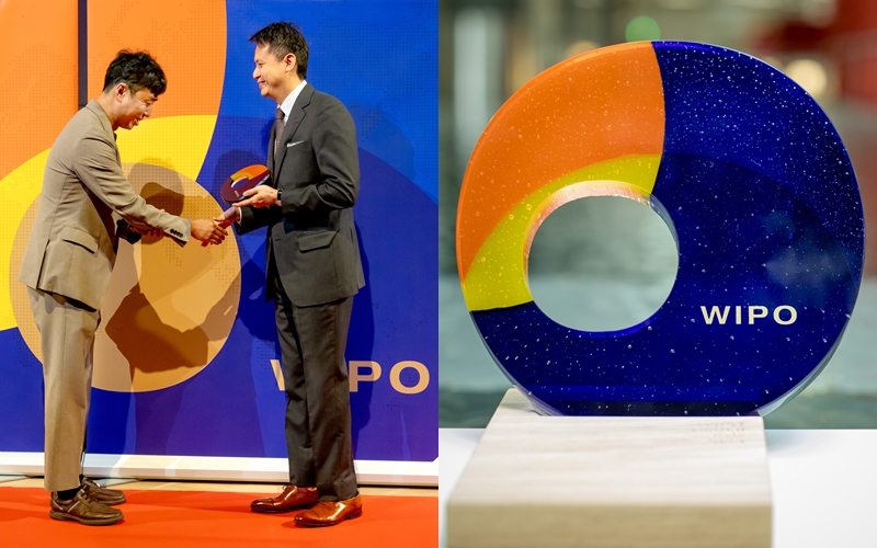 CEO AETECH Park Taehyeong terlihat sedang menerima penghargaan di upacara penghargaan Global Award 2024. Acara tersebut digelar pada tanggal 12 Juli 2024 (waktu setempat) di kantor pusat Organisasi Hak atas Kekayaan Intelektual Dunia (WIPO), Swiss