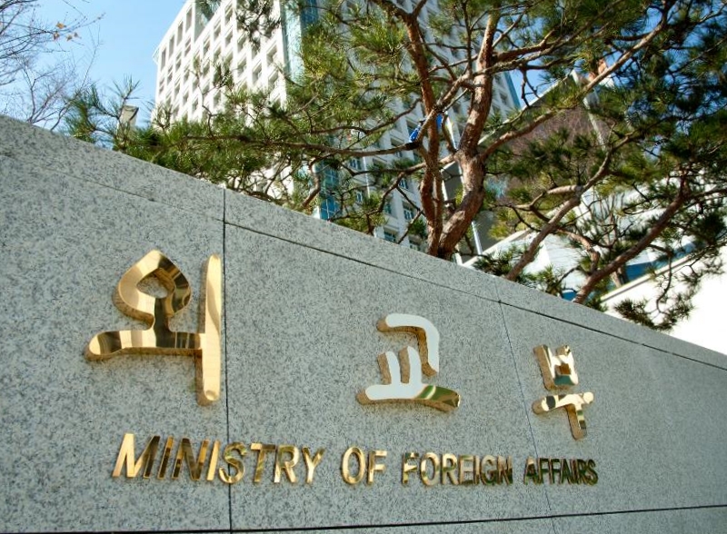 Kementerian Luar Negeri menegaskan kembali posisinya untuk menerima seluruh tentara Korea Utara yang menjadi tawanan di Ukraina jika mereka mengutarakan keinginan mereka untuk pergi ke Republik Korea. (Kementerian Luar Negeri)