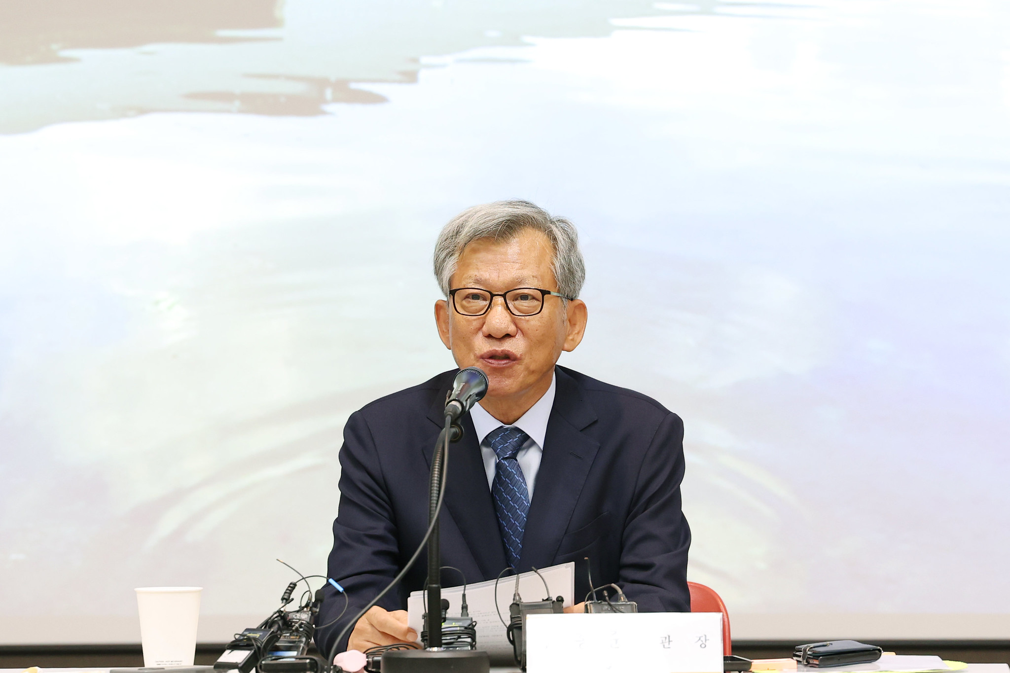 Direktur baru Museum Nasional Korea, You Hong June, mengungkapkan rencananya sebagai pemimpin baru museum dalam konferensi pers yang digelar tanggal 24 Juli 2025 di Museum Nasional Korea, Yongsan-gu, Seoul. 