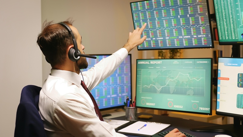 Investor asing di Korea akan bisa melakukan penukaran uang dan bertransaksi saham di Korea dalam satu hari yang sama. (iClickArt) *Reproduksi dan pendistribusian ulang foto di atas secara tidak sah, dilarang berdasarkan Undang-undang Hak Cipta.