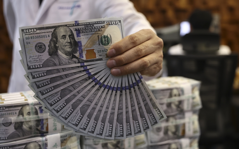 Pemerintah Korea telah menerbitkan obligasi untuk stabilisasi nilai tukar senilai 1,7 miliar dolar dengan suku bunga tambahan terendah sepanjang sejarah pada tanggal 23 Oktober 2025. (Yonhap News)