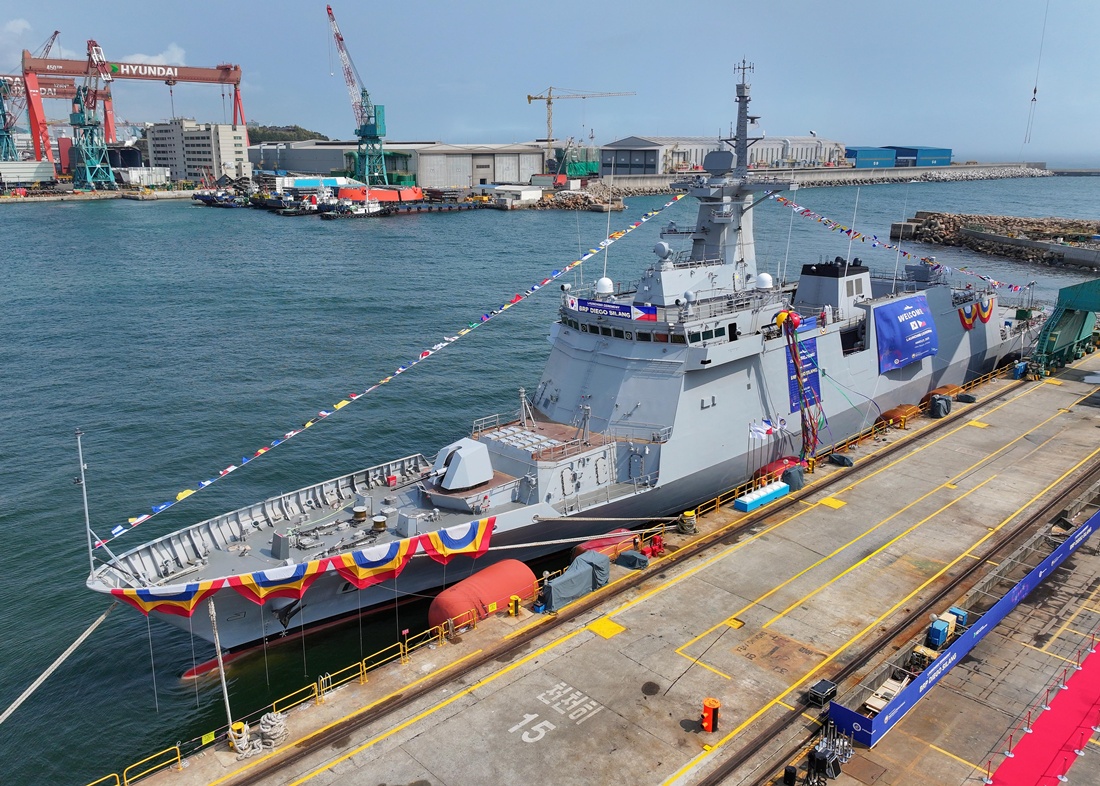 Foto di atas menunjukkan upacara peluncuran kapal Diego Silang nomor 2 yang digelar pada tanggal 28 Maret 2025 di Ulsan. (HD Hyundai Heavy Industries)  