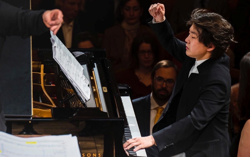 Para musisi klasik Korea masuk dalam daftar nominasi International Classical Music Awards (ICMA) 2026. Foto di atas menunjukkan pianis Cho Seong-Jin. (Facebook resmi Cho Seong-Jin)