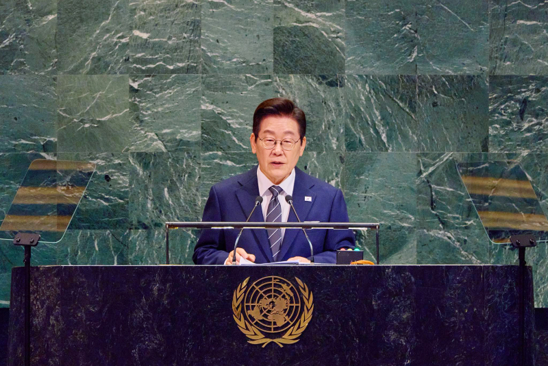 Presiden Lee Jae Myung terlihat sedang menyampaikan pidato utama di sidang Majelis Umum di Markas Besar PBB, New York, Amerika Serikat, pada tanggal 23 September 2025 (waktu setempat). (Cheong Wa Dae)