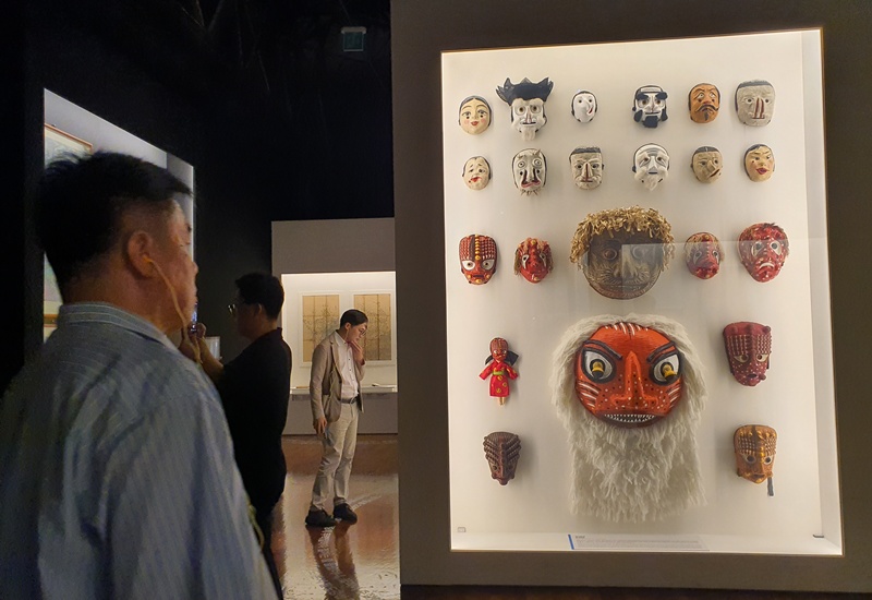 Potret ruang pameran khusus ZERO: North Korea Encountered on the Path of Folk Culture di Museum Nasional Korea. (Uyen Nguyen) 
