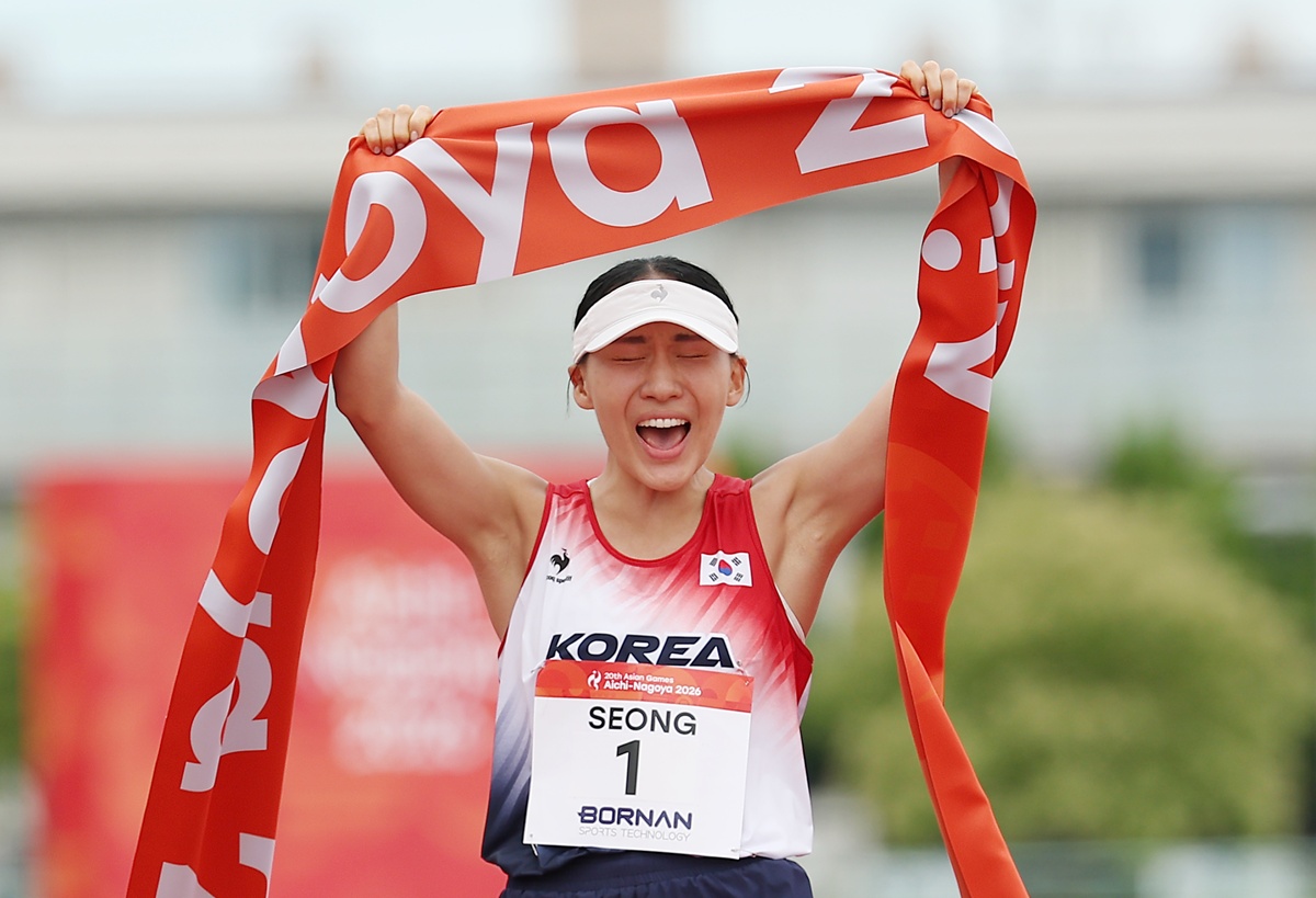Seong Seung-min melintasi garis finis nomor laser run pada final nomor perseorangan putri cabang pancalomba modern Asian Games Aichi-Nagoya 2026 yang digelar pada tanggal 20 September 2026 di Anjo Sports Park, Prefektur Aichi, Jepang. 
