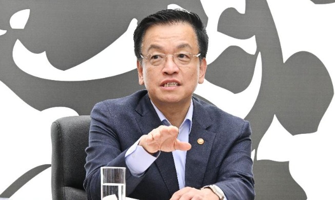 Penjabat Presiden Choi Tinjau Persiapan KTT APEC 2025