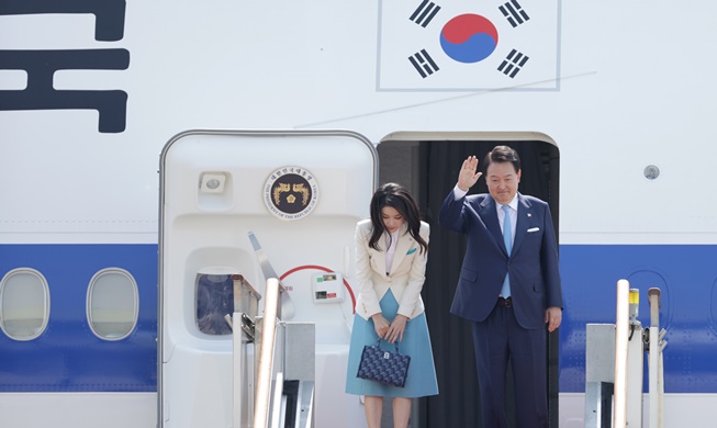 Presiden Yoon Berangkat untuk Kunjungan ke Prancis dan Vietnam