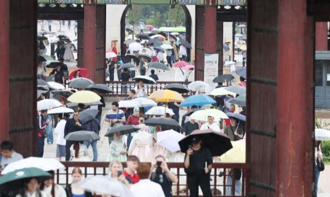 Korea Perpanjang Pembebasan Biaya Penerbitan Visa bagi Wisatawan Grup dari Enam Negara Asia