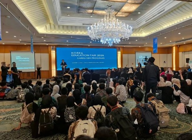 Peluang Studi dan Karier Perawat Lansia di Korea dalam Pameran Pendidikan Korea 2026