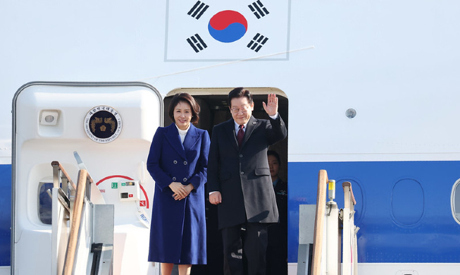 Kunjungan Presiden Lee ke India dan Vietnam