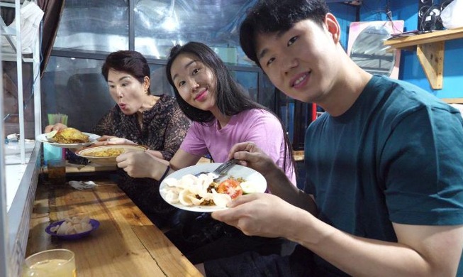 Hari Jisun Promosikan Gastrodiplomasi Korea dan Indonesia Melalui Konten YouTube