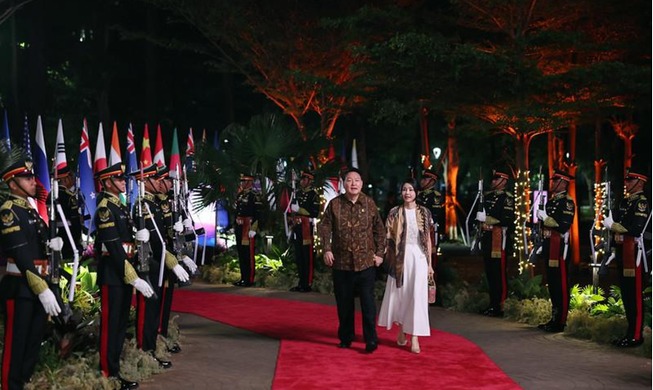 Kilasan Aktivitas Presiden Yoon pada Gala Dinner KTT ke-43 ASEAN
