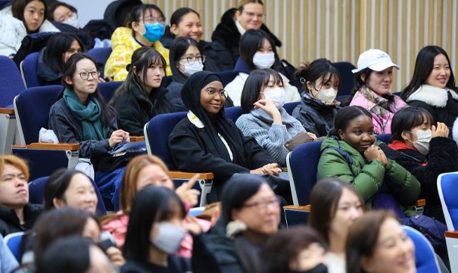 Jumlah Mahasiswa Internasional untuk Belajar di Korea Lebihi 200 Ribu Orang