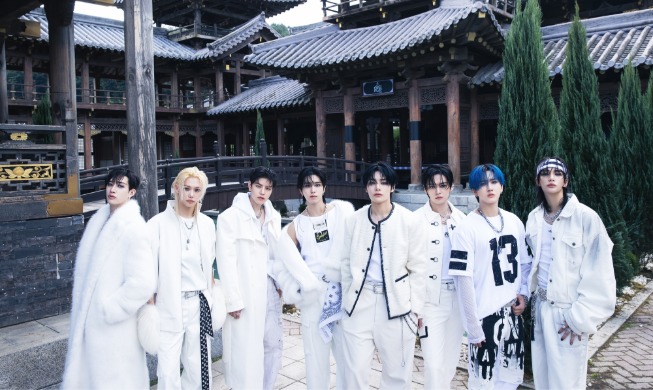 Stray Kids Raih Posisi Teratas Billboard 200 untuk Keenam Kali