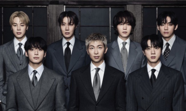 BTS Kembali Duduki Peringkat Teratas Billboard 200 dengan ARIRANG