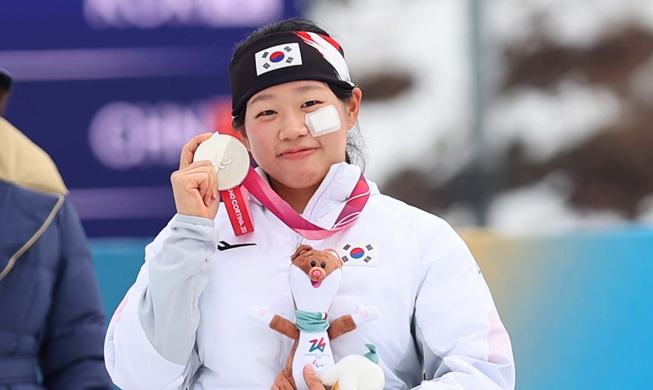 [Paralimpiade Milano-Cortina 2026] Kim Yunji Raih Medali Kedua Lewat Para Ski Lintas ...