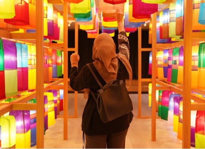 Cantiknya Cahaya Lentera Sutra Jinju Korea