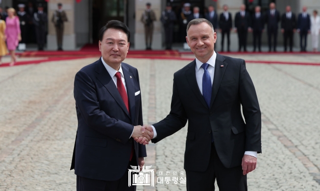 Kunjungan Kenegaraan Presiden Yoon ke Lituania dan Polandia dalam Foto