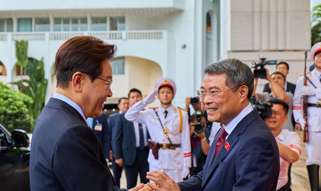 Presiden Lee Dorong Kerja Sama Korea–Vietnam untuk “Keajaiban Sungai Merah”