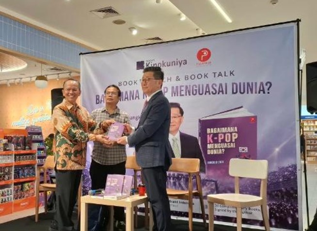 Penulis Korea dan Dosen BKK UI Ungkap Faktor Kesuksesan K-Pop