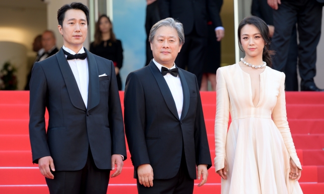 Decision to Leave dan Hunt Yang Menarik Hati Festival Film Cannes