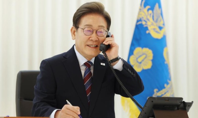 Presiden Lee dan Presiden Trump Gelar Telepon Perdana