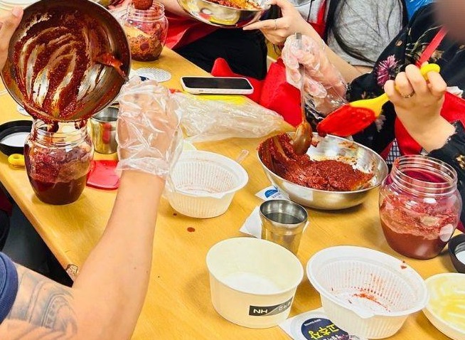 Mengenal Fermentasi Tradisional Korea Lewat Praktik Pembuatan Gocujang