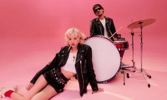 APT. dan Golden Bersaing untuk Raih Piala GRAMMY