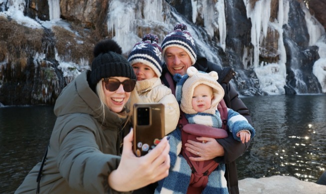 Batas Saldo Kartu Prabayar Wisatawan Asing Naik Jadi 1 Juta Won