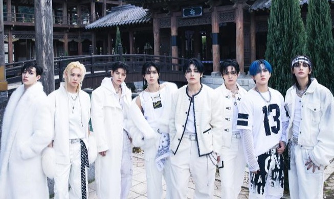 Stray Kids Puncaki Billboard 200 untuk Ketujuh Kalinya lewat Album Karma