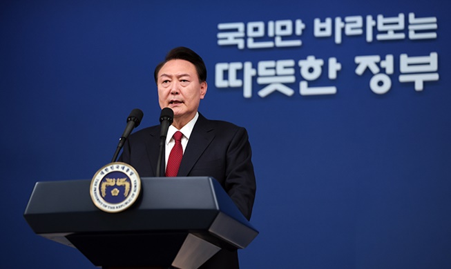 Presiden Yoon Janjikan Pemulihan Ekonomi Korea pada Pidato Tahun Baru