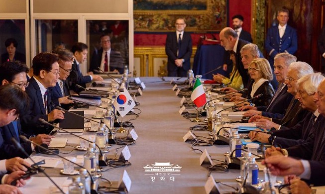 Korea dan Italia Tingkatkan Hubungan Bilateral ke Tahap Kemitraan Strategis Khusus