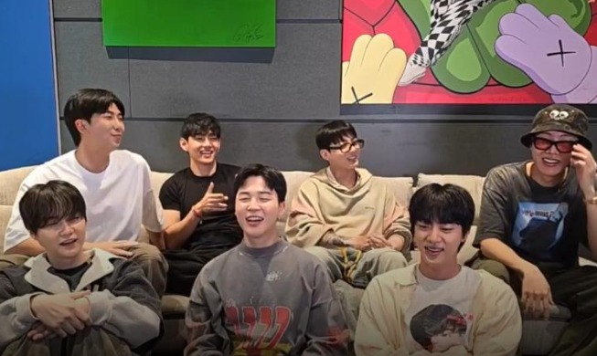 BTS Siap Kembali dengan Album Baru dan Tur Dunia pada Musim Semi 2026