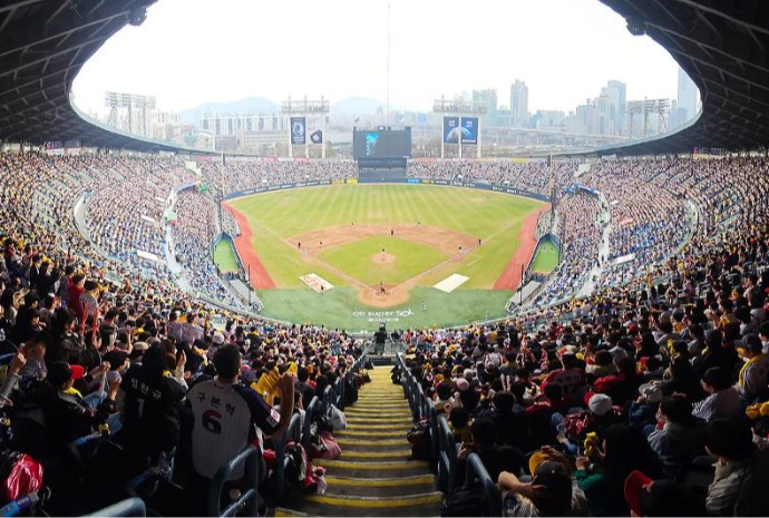 KBO Catat Rekor Dua Tahun Beruntun, Semua Laga Ludes Terjual