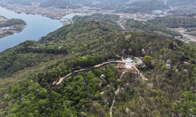 Penampung Air Kayu Berusia 1.600 Tahun Digali di Benteng Jangmisanseong