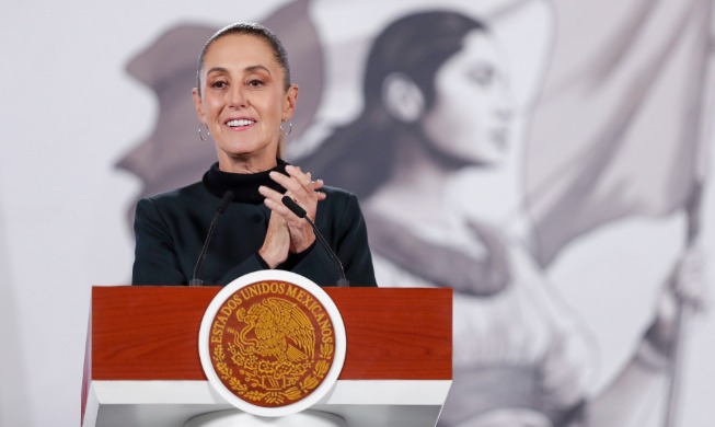 Presiden Meksiko Minta Presiden Lee Tambah Konser BTS