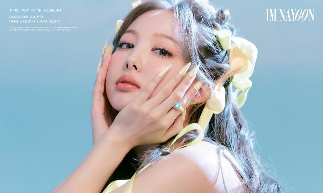 BTS J-Hope dan TWICE Nayeon Memecahkan Rekor Terbaik Solo