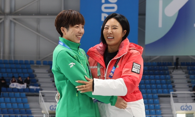 Lee Sang-hwa dan Nao Kodaira Bertemu Lagi di Pyeongchang