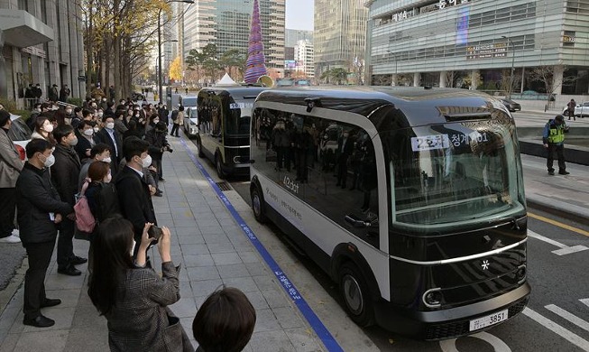 Bus Tanpa Awak Resmi Beroperasi di Cheonggyecheon