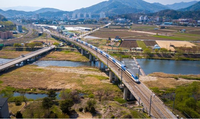 Teknologi Jalan Raya dan Kereta Korea Akan Diajarkan ke Laos dan Mongolia