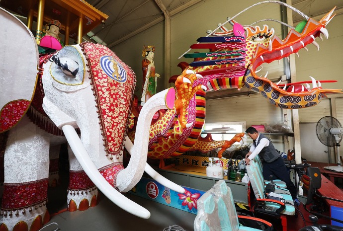 Menjelang Festival Lampion Suwon