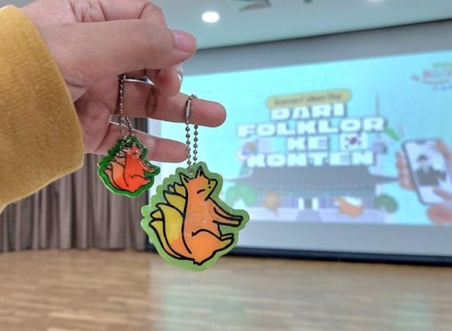 Pengalaman Membuat Gantungan Kunci Folklor Korea Bersama KCCI