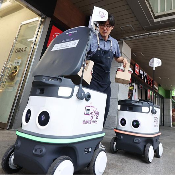 Robot Otonom Antarkan Kopi