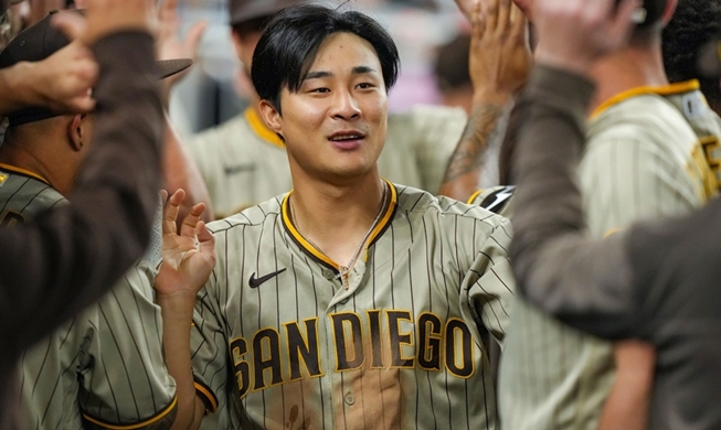 Kim Ha-seong, Atlet Korea Pertama yang Raih Gold Glove Award MLB di AS