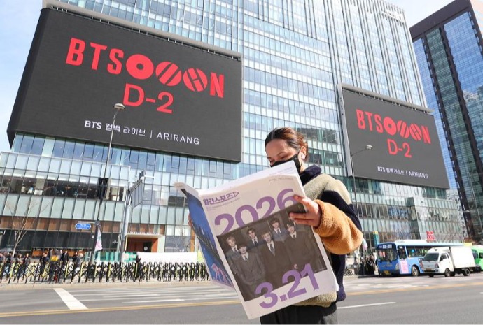 BTS Warnai Halaman Depan Koran Korea