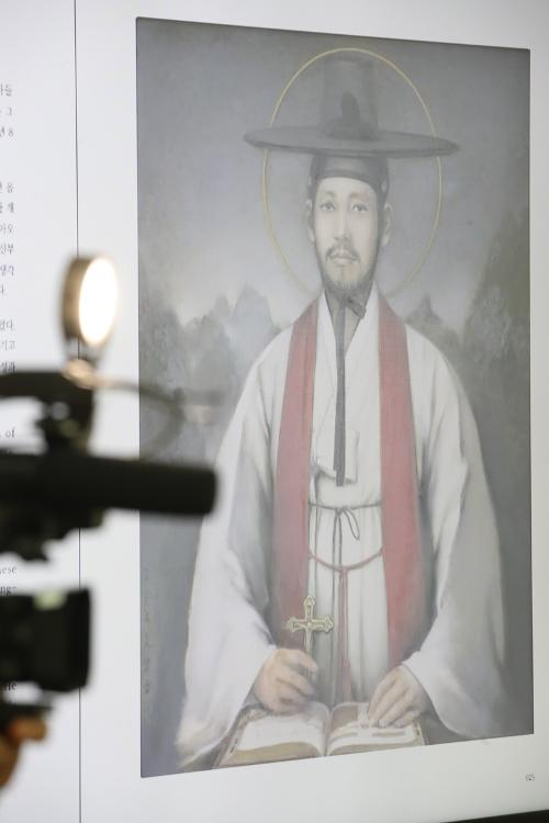 Patung imam Katolik pertama Korea, Santo Andreas Kim Taegon (1821-1846), akan dipasang di tembok luar Basilika Santo Petrus Vatikan. Foto di atas adalah potret Santo Andreas Kim Taegon. (Yonhap News) 