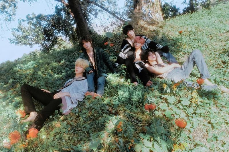 TOMORROW X TOGETHER (TXT) mendapatkan tiga nominasi dalam kategori Best K-pop, Best Push, Best Group pada MTV Europe Music Awards tahun ini.