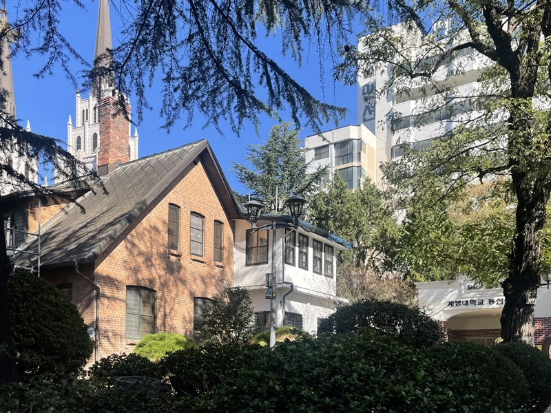 Rumah Misionaris Chamness yang berada di Bukit Cheongna, Jung-gu, Daegu. (Lee Da Som) 